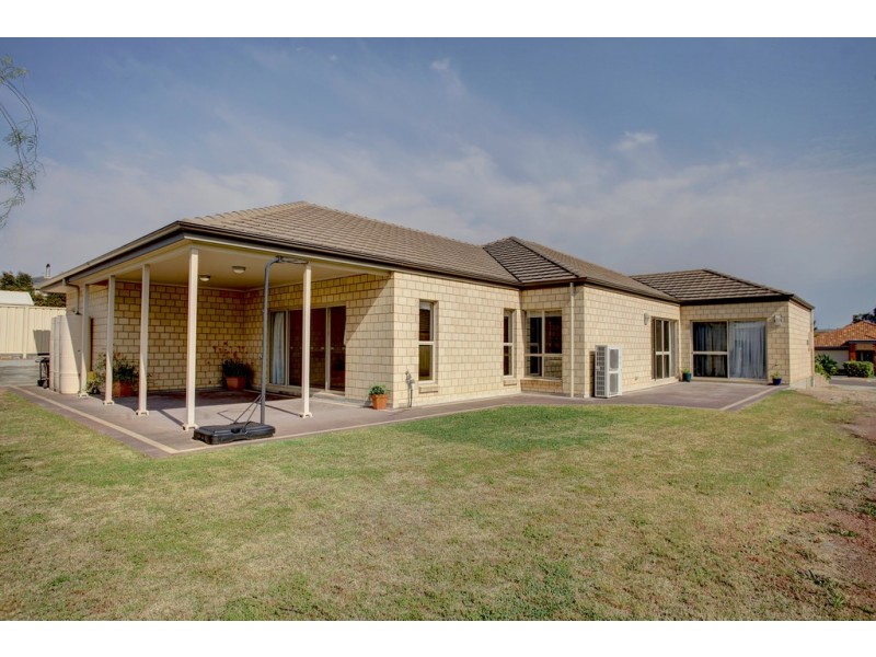 8 Cove View Drive, Port Lincoln SA 5606