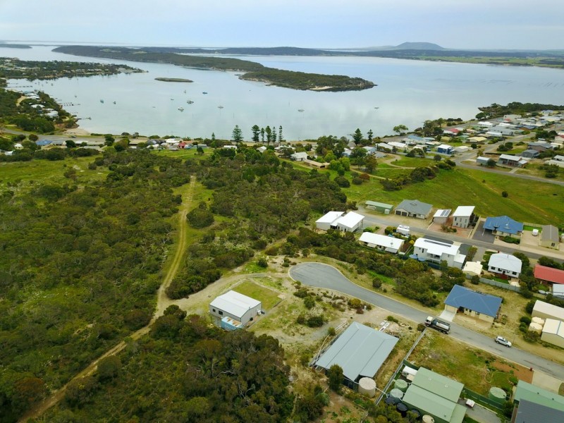 7 Bradley Ct, Coffin Bay SA 5607