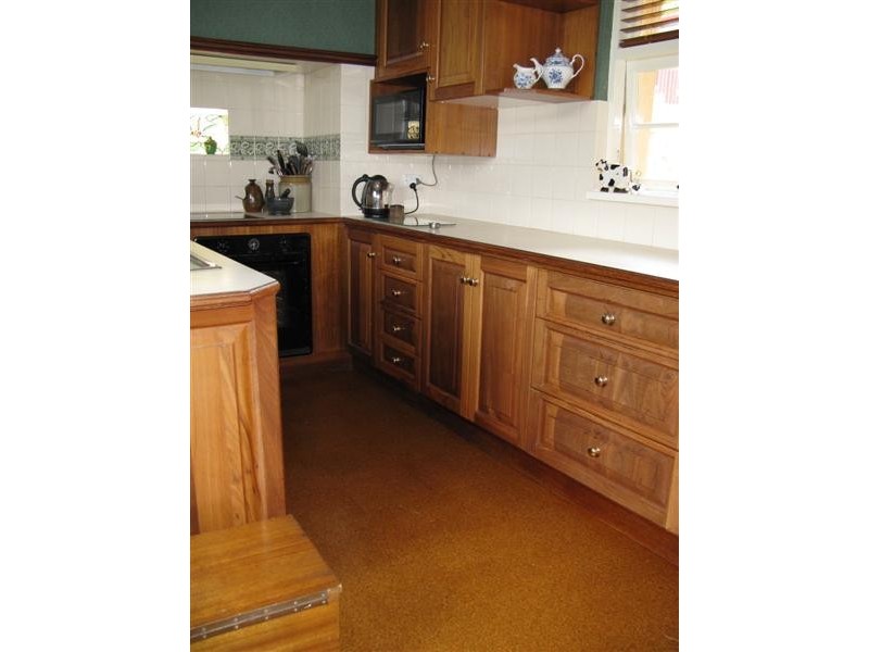 76 Lincoln Highway, Port Lincoln SA 5606