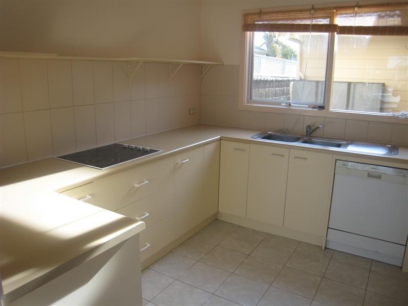 30 Parnkalla Avenue, Port Lincoln SA 5606