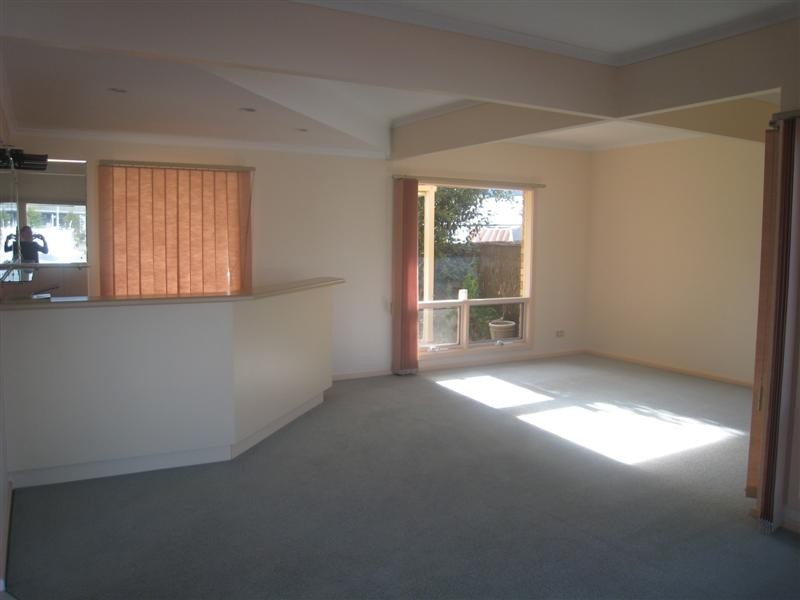 30 Parnkalla Avenue, Port Lincoln SA 5606