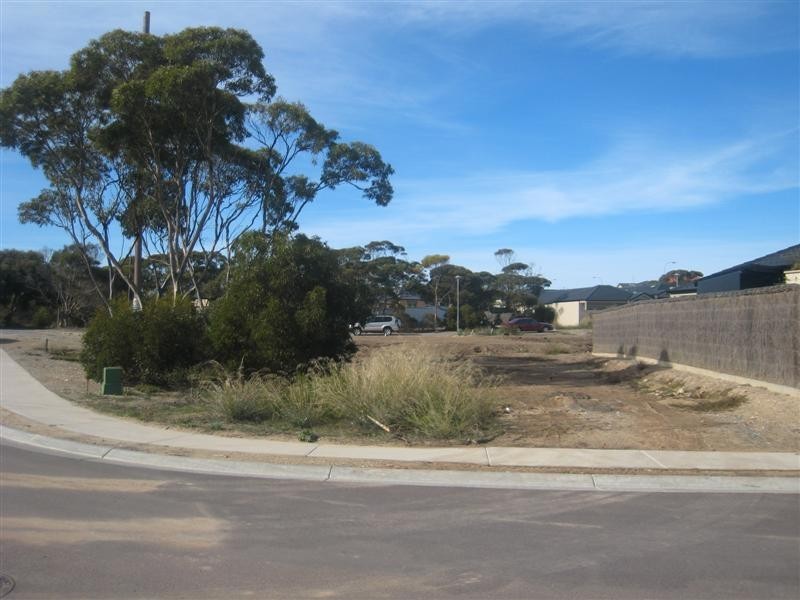 2 Southwater Drive, Port Lincoln SA 5606