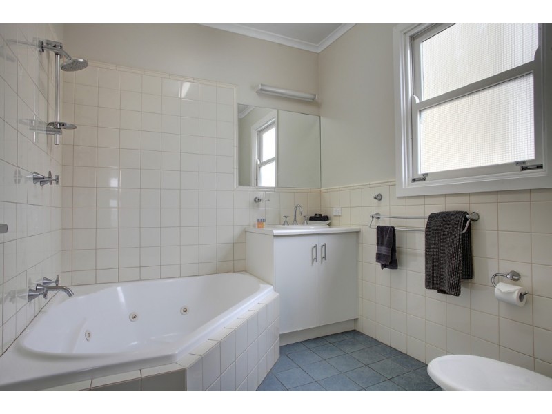 3 of 100 Tasman Terrace, Port Lincoln SA 5606