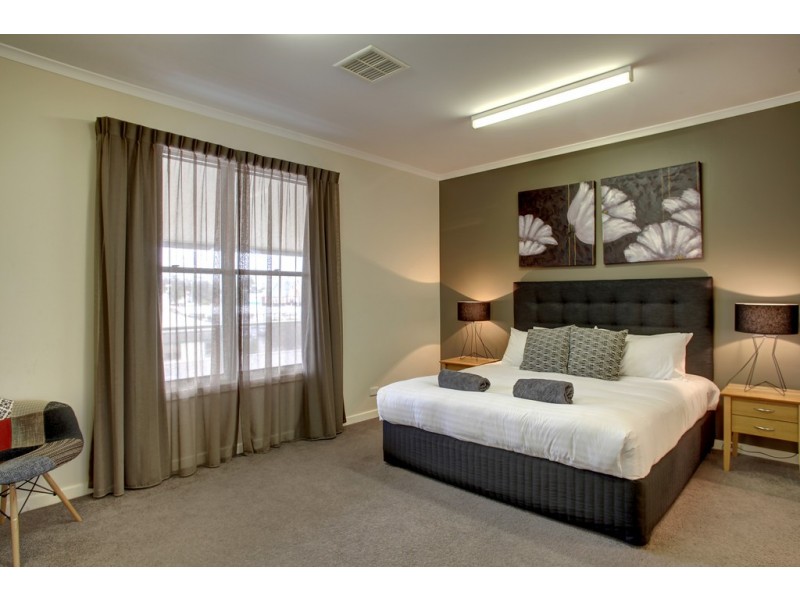 3 of 100 Tasman Terrace, Port Lincoln SA 5606