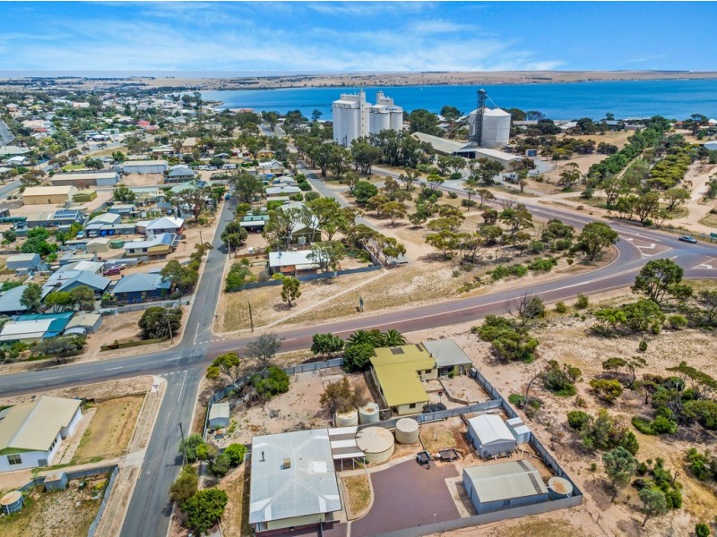 2 Jubilee Road, Streaky Bay SA 5680