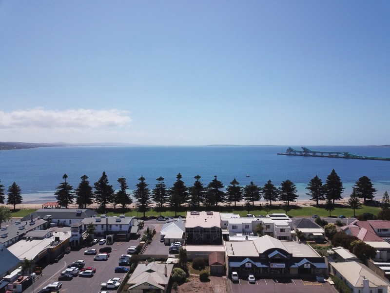 2 and 3 of 100 Tasman Terrace, Port Lincoln SA 5606