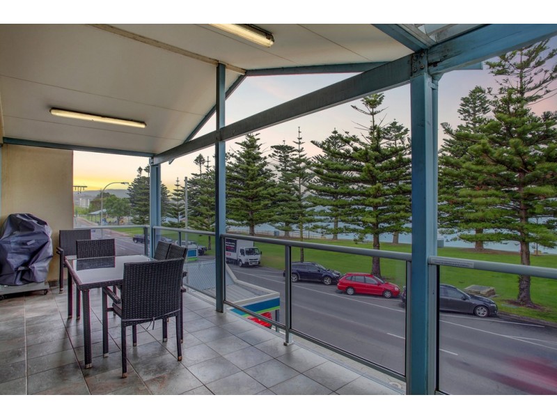 2 and 3 of 100 Tasman Terrace, Port Lincoln SA 5606