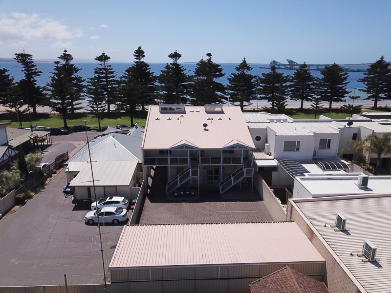2 and 3 of 100 Tasman Terrace, Port Lincoln SA 5606