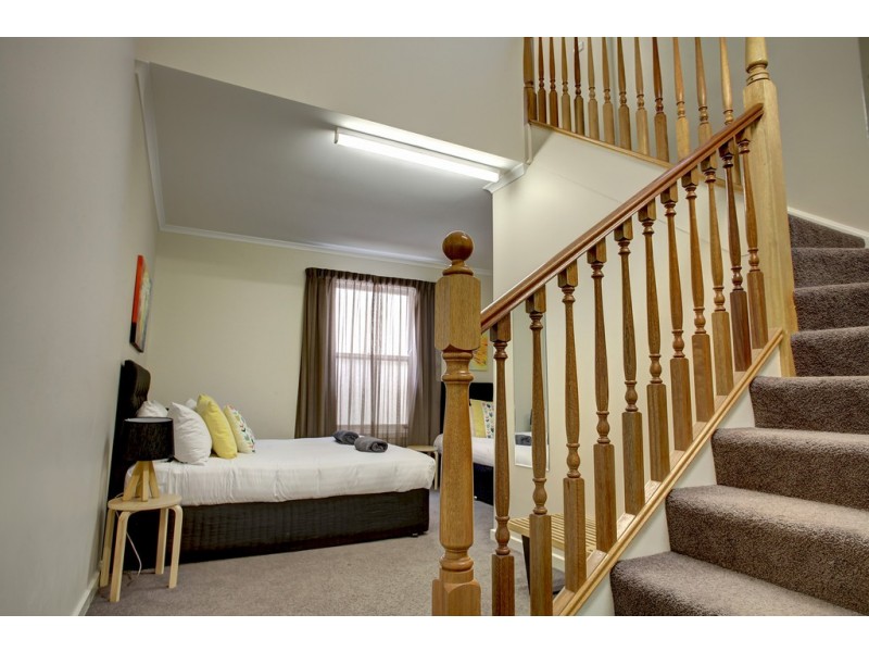 2 and 3 of 100 Tasman Terrace, Port Lincoln SA 5606