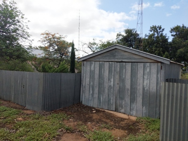 2 Sims Crescent, Cleve SA 5640