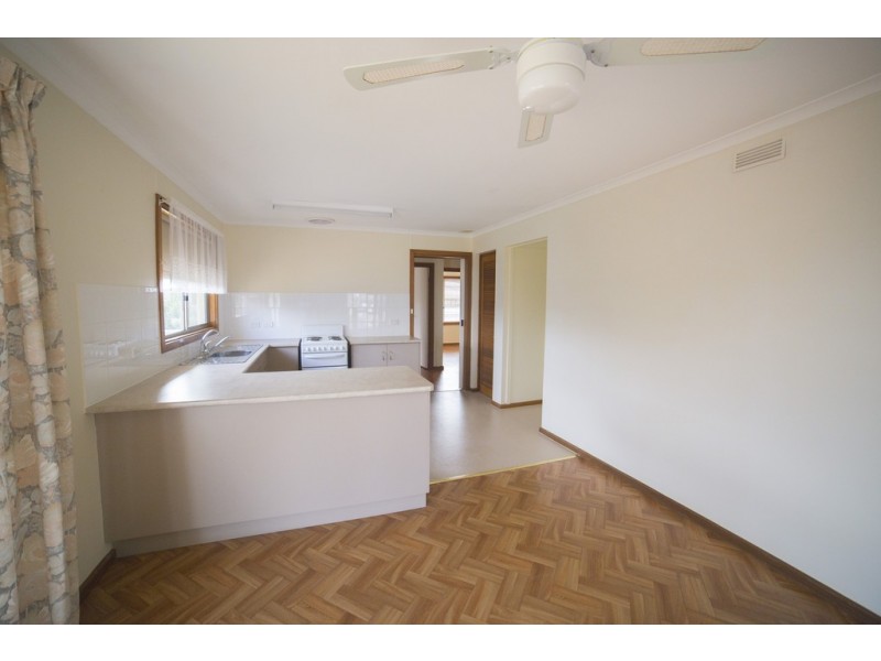 12 Silver Street, Cleve SA 5640