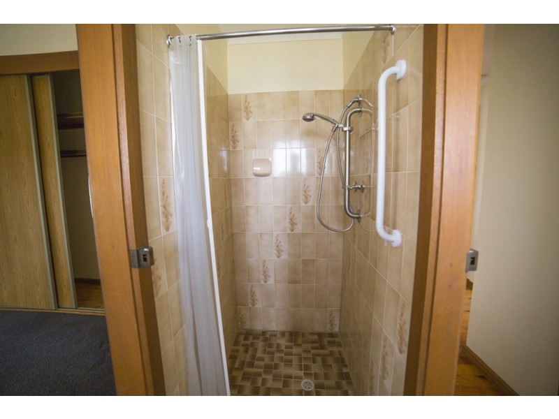 12 Silver Street, Cleve SA 5640