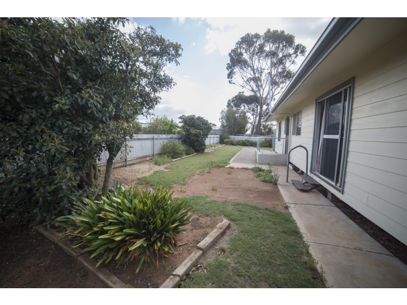 12 Silver Street, Cleve SA 5640