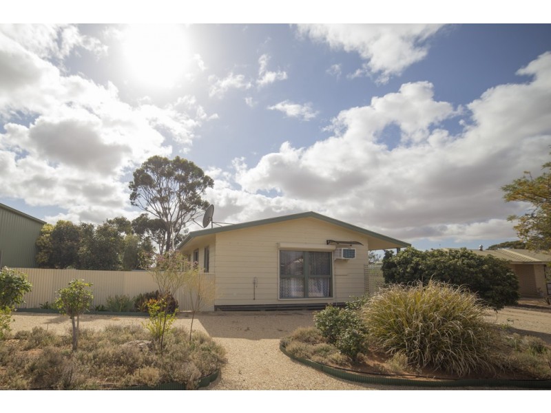 12 Silver Street, Cleve SA 5640