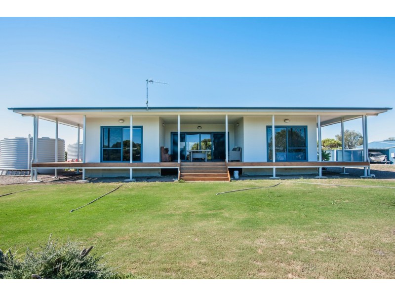 58-92 Katies Lane, Wangary SA 5607