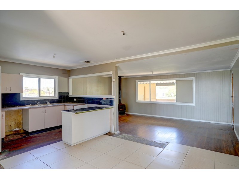 12 Kinmont Avenue, Port Lincoln SA 5606
