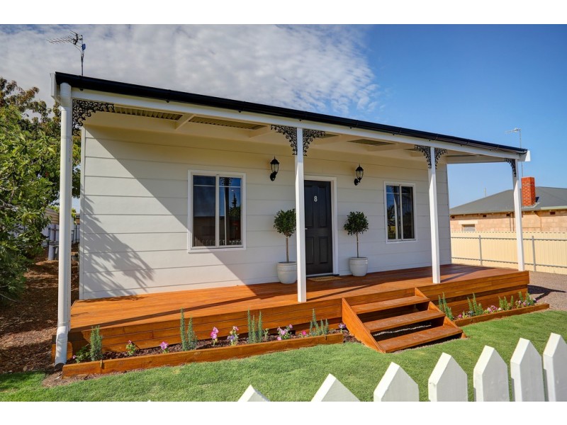 8 Ellen Street, Port Lincoln SA 5606