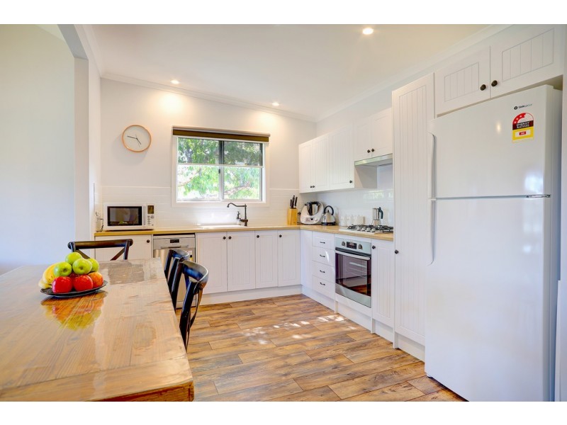 8 Ellen Street, Port Lincoln SA 5606