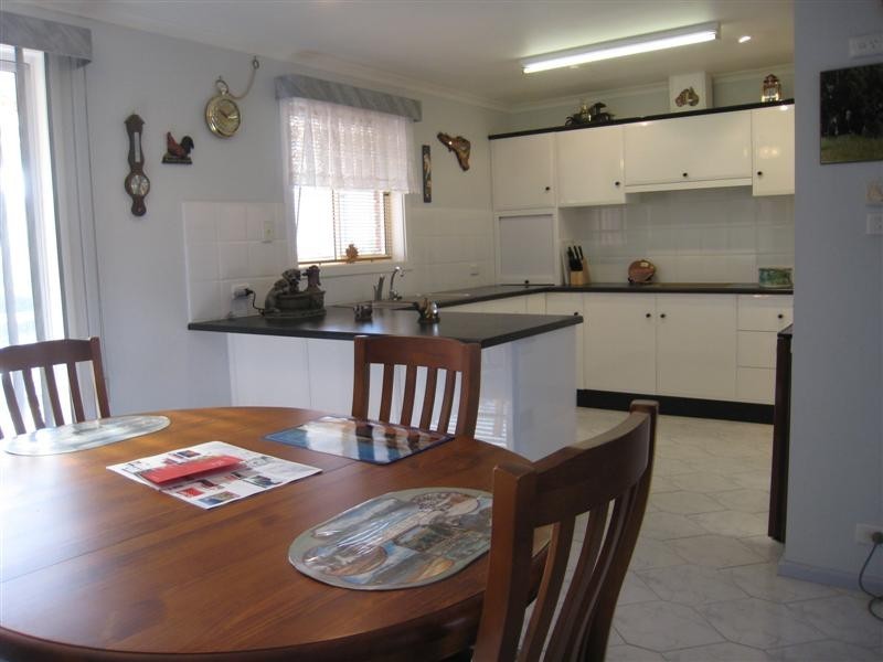 36 Wallis Street, Port Neill SA 5604