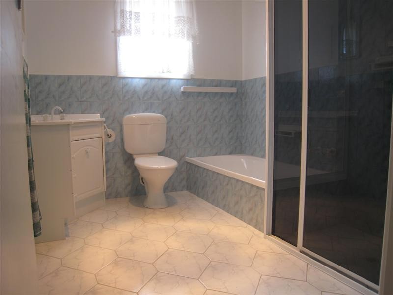 36 Wallis Street, Port Neill SA 5604