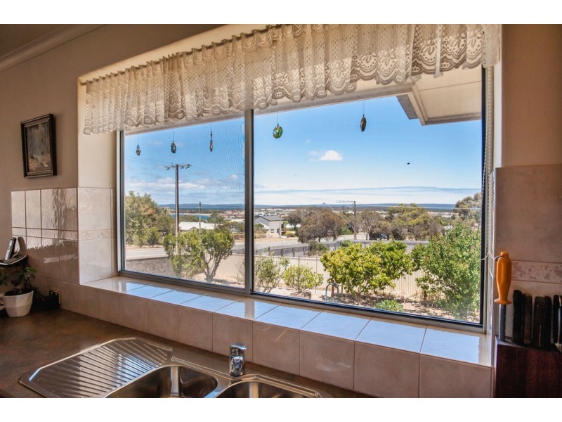 86 Matthew Place, Port Lincoln SA 5606