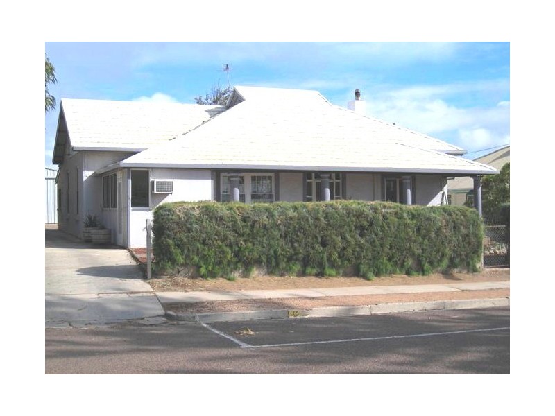 65 Poynton Street, Ceduna SA 5690