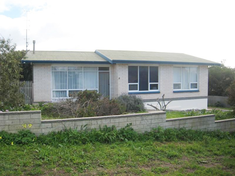 4 Newton Street, Port Lincoln SA 5606
