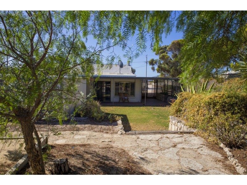 19 Wells Street, Streaky Bay SA 5680