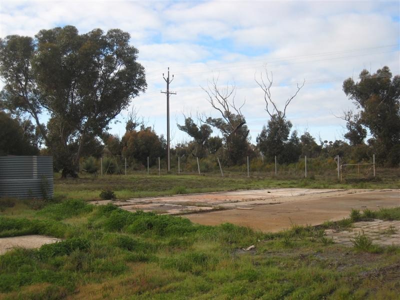 104 and105 Charlton Tce, Wanilla SA 5607