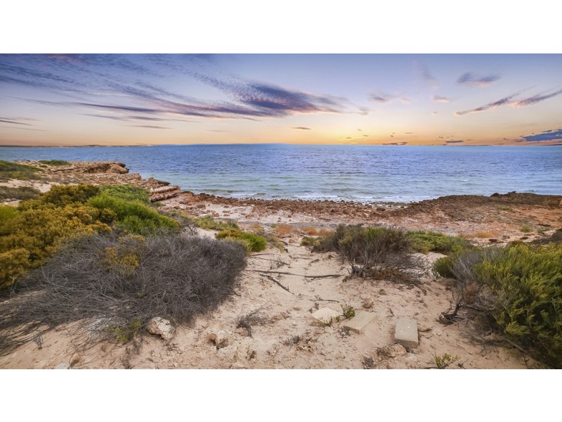 18 Seaview Road, Perlubie SA 5680