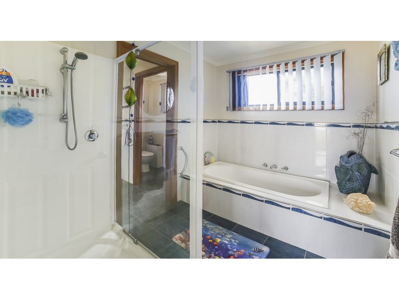 18 Seaview Road, Perlubie SA 5680