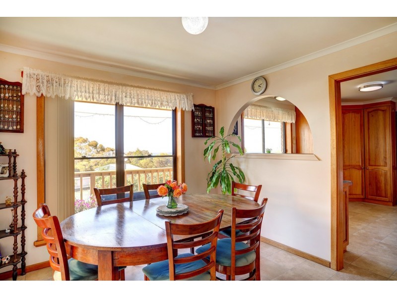 24 Bay View Road, Port Lincoln SA 5606