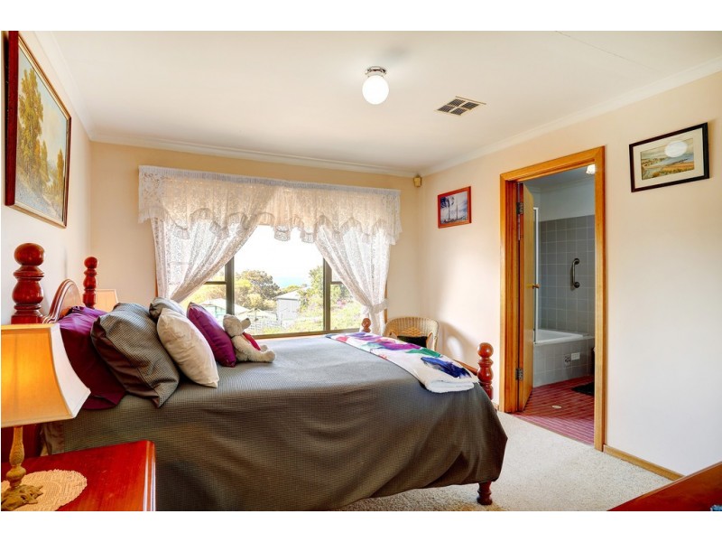 24 Bay View Road, Port Lincoln SA 5606