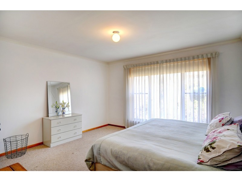 24 Bay View Road, Port Lincoln SA 5606