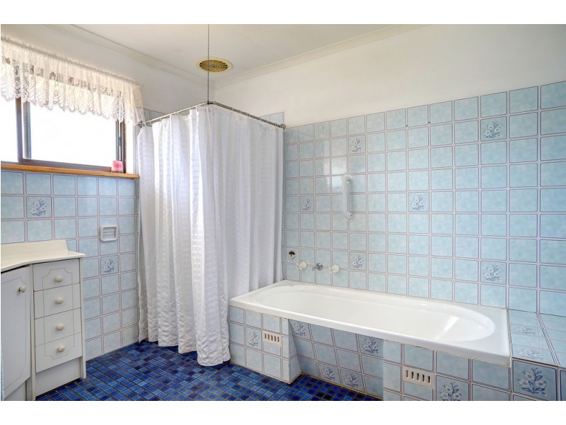 24 Bay View Road, Port Lincoln SA 5606