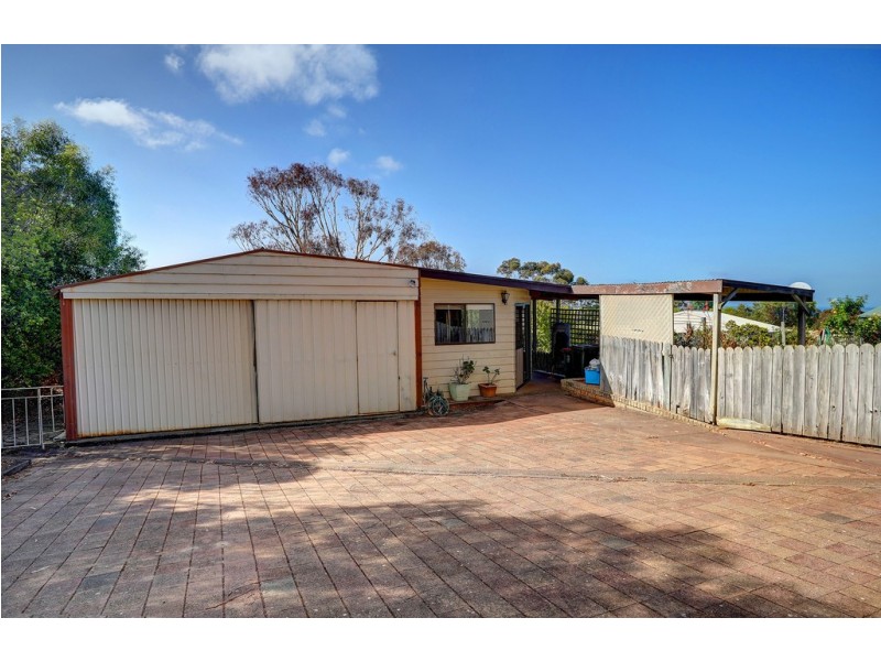 24 Bay View Road, Port Lincoln SA 5606