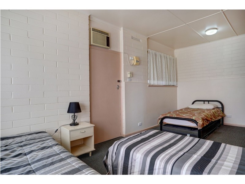 335 Esplanade, Coffin Bay SA 5607