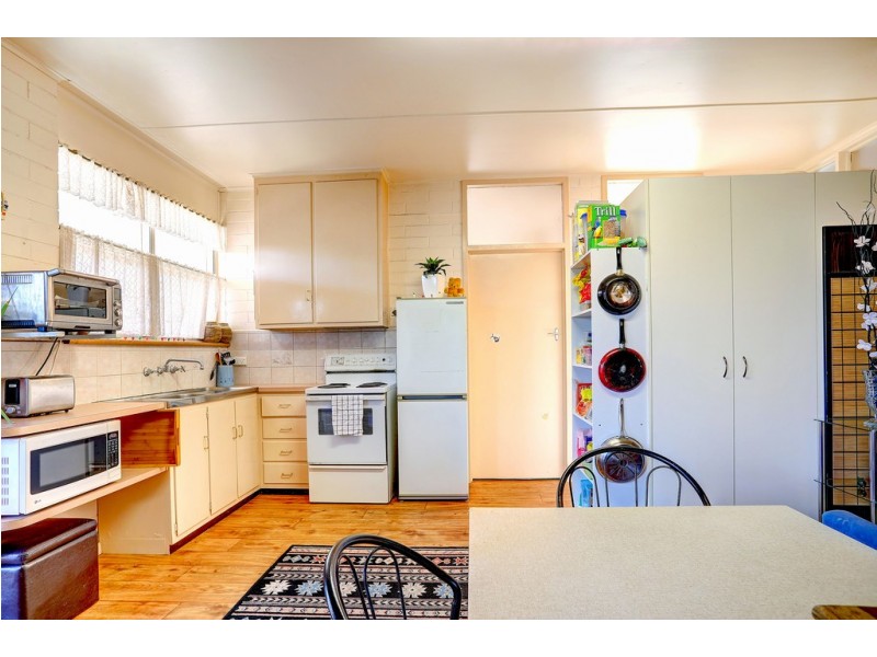 335 Esplanade, Coffin Bay SA 5607