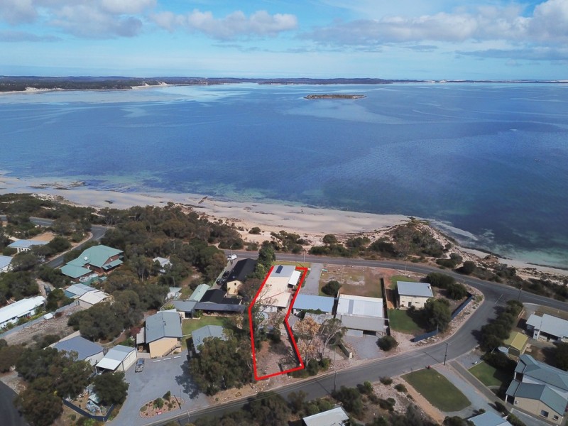 335 Esplanade, Coffin Bay SA 5607
