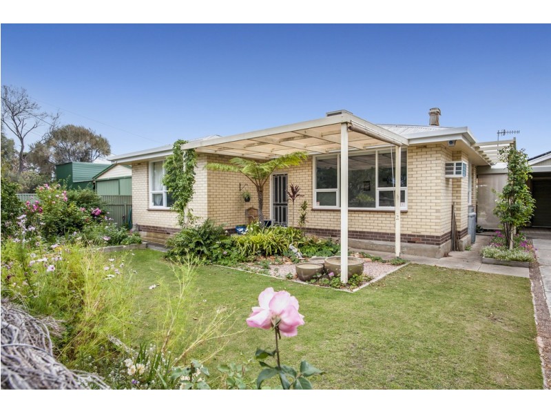 32 Flinders Avenue, Coffin Bay SA 5607