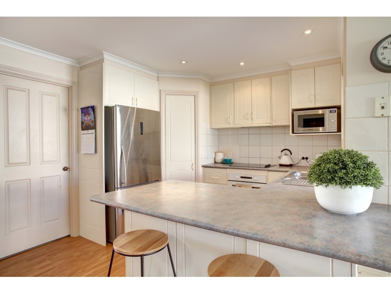 24 Cove View Drive, Port Lincoln SA 5606
