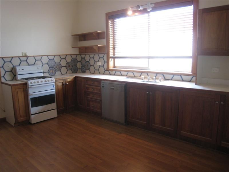 29  Light Road, Cummins SA 5631