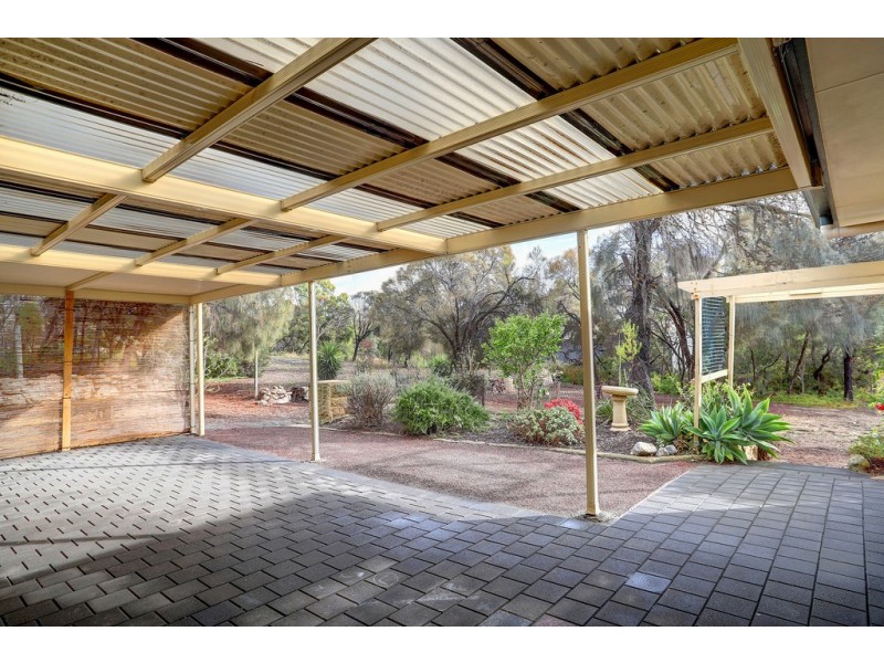 203 Esplanade, Coffin Bay SA 5607