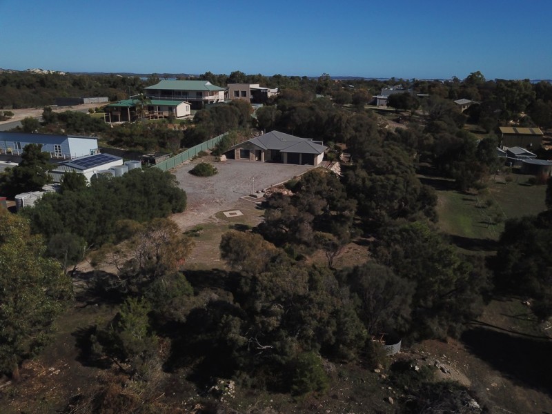203 Esplanade, Coffin Bay SA 5607