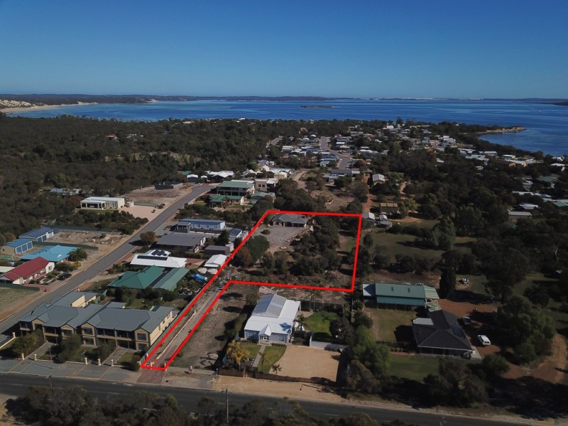 203 Esplanade, Coffin Bay SA 5607