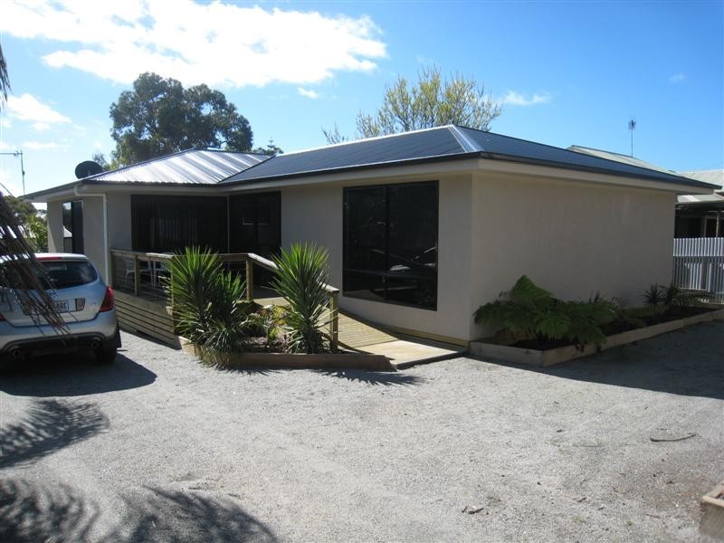 18 Duncan Avenue, Port Lincoln SA 5606