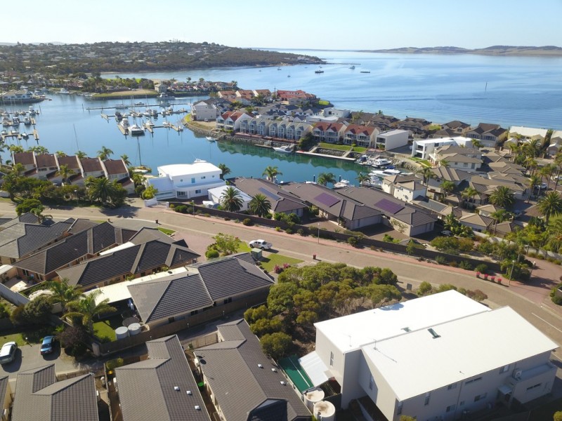 4 Bridge Crescent, Port Lincoln SA 5606