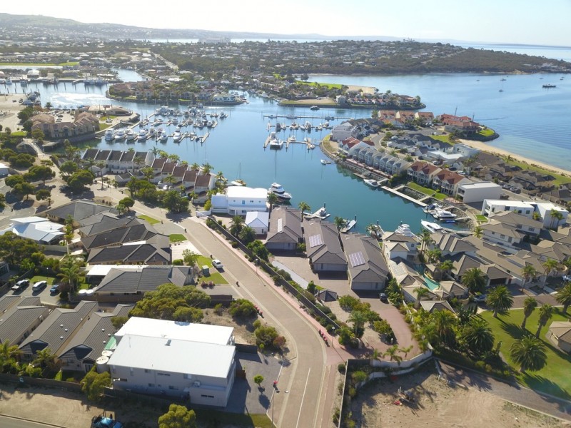 4 Bridge Crescent, Port Lincoln SA 5606