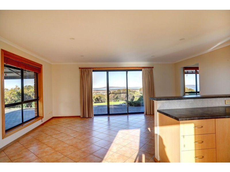 11 Explorer Drive, Port Lincoln SA 5606