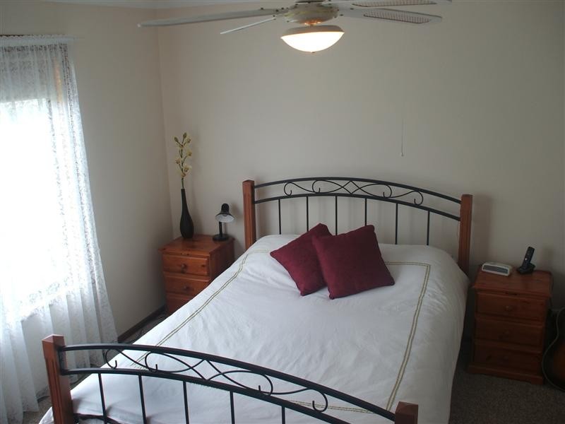 7 Flinders Ave, Coffin Bay SA 5607